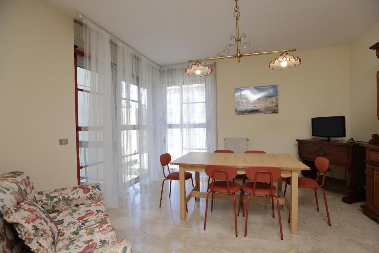 Ferienwohnung De Chi E De La Sestri Levante Exterior foto